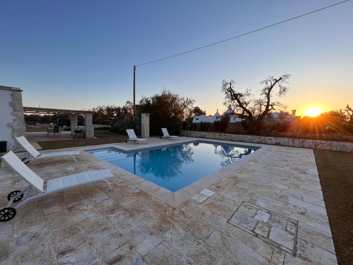 הוילה אוסטוני Trullo Al Guappo D'Oro מראה חיצוני תמונה